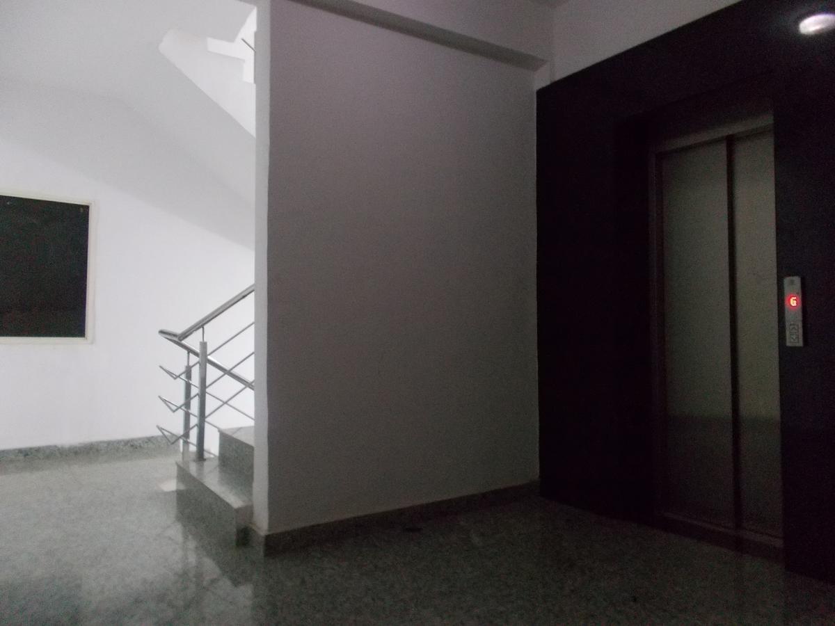 The Radiance Suites And Apartment Ню Делхи Екстериор снимка